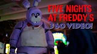 ホラーゲーム [Five nights at freddy's]の着ぐるみに追い詰められちゃう ホラーVR動画