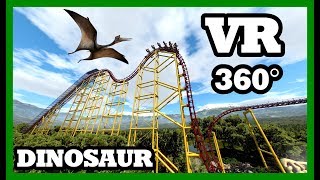 恐竜のテーマパークに設置されているようなジェットコースターのVR動画